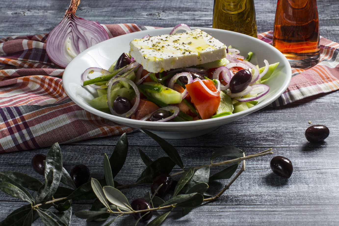 George's Steak House - Μπιφτεκούπολη - Χωριάτικη σαλάτα